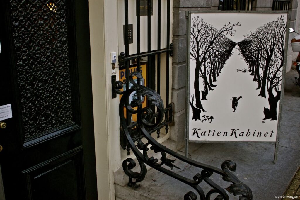 Katten Kabinet Art Museum Amsterdam Entrance