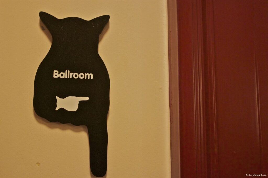 Katten Kabinet Art Museum Ballroom Sign