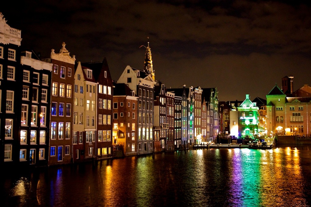 Amsterdam In Pictures - By Night