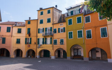 Visit Varese Ligure Italy (Header)