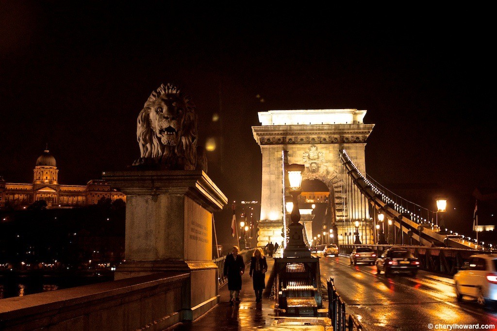 Photos Of The Chain Bridge In Budapest At Night