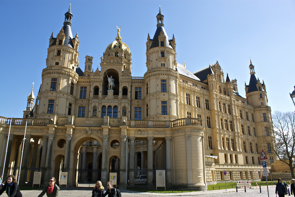 Schwerin Photos - Schwerin Palace Up Close