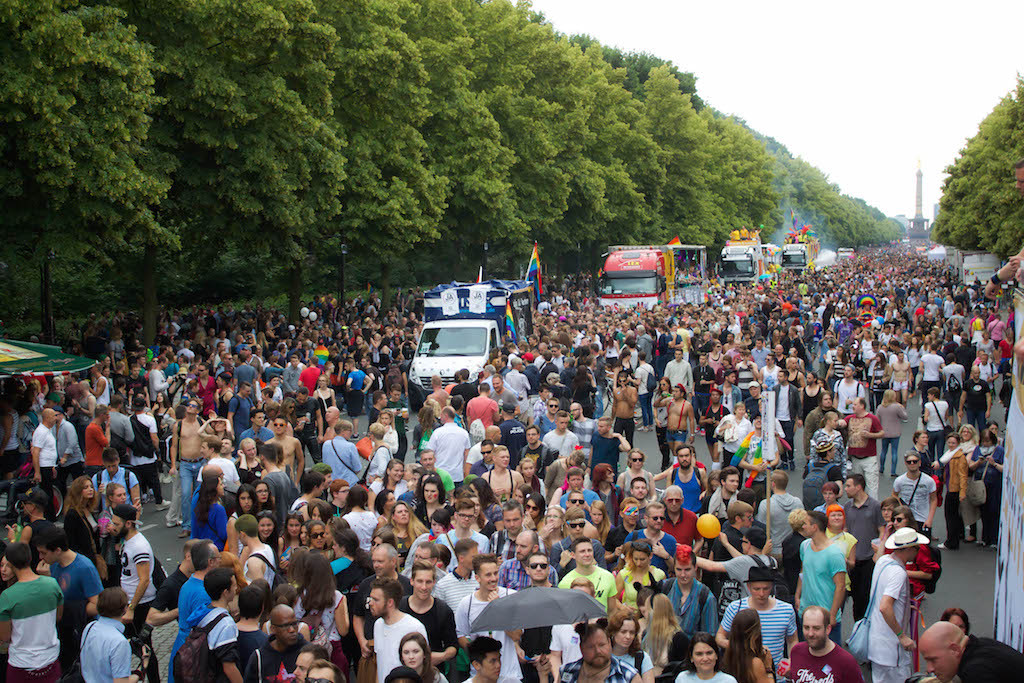 Berlin CSD 2015 Photos - Massive Crowds