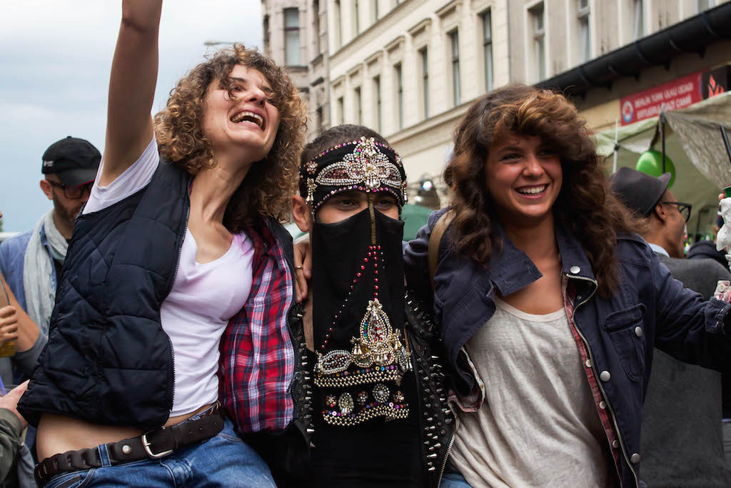 Berlin CSD 2015 Photos - Cheering for Love and Pride