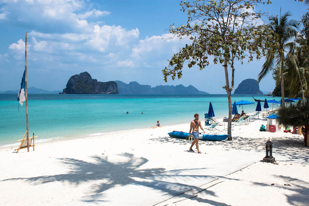 Trang Islands - Koh Hai Fantasy Resort Beach Scene