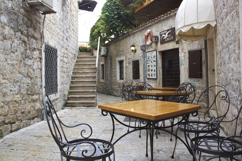 Budva Old Town - Restaurant Terrace