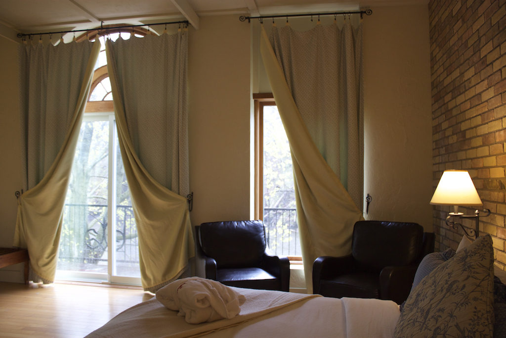 Benmiller Inn and Spa - Bed & Windows