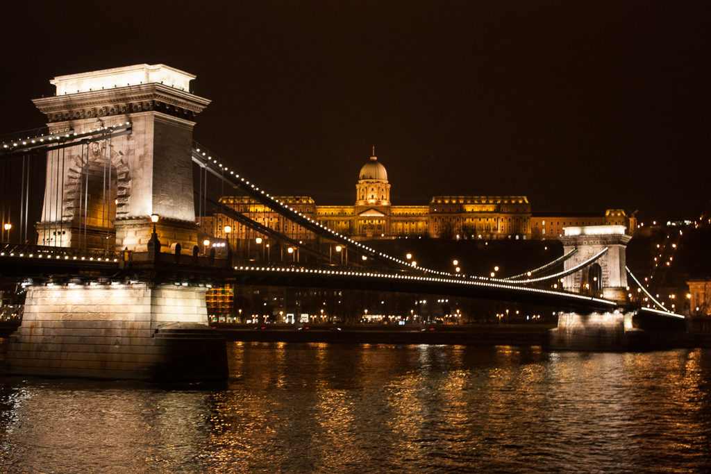 Weekend in Budapest - Chain Bridge Budapest