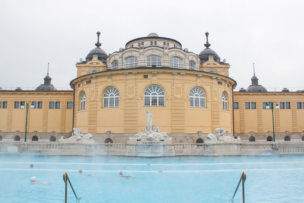 Weekend in Budapest - Széchenyi Baths Big Lap Pool Cold