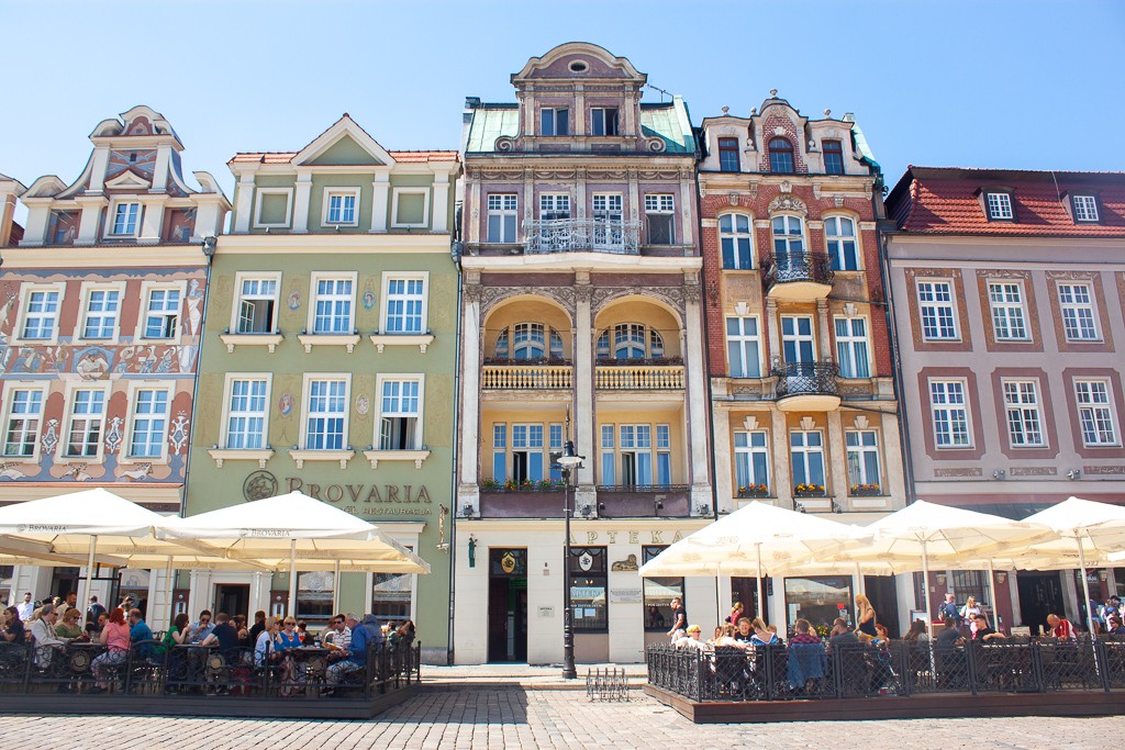 Poznan Restaurants for Breakfast, Lunch, & Dinner