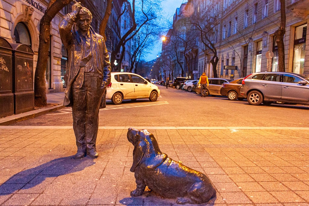 Columbo Statue in Budapest