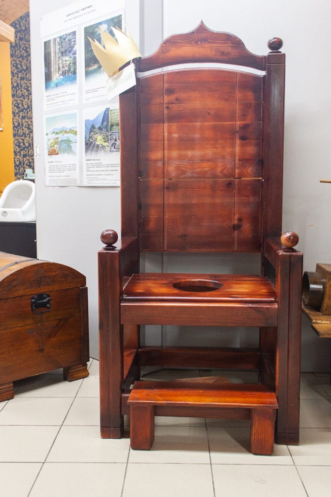 Museum Of Toilet History - Royal Toilet